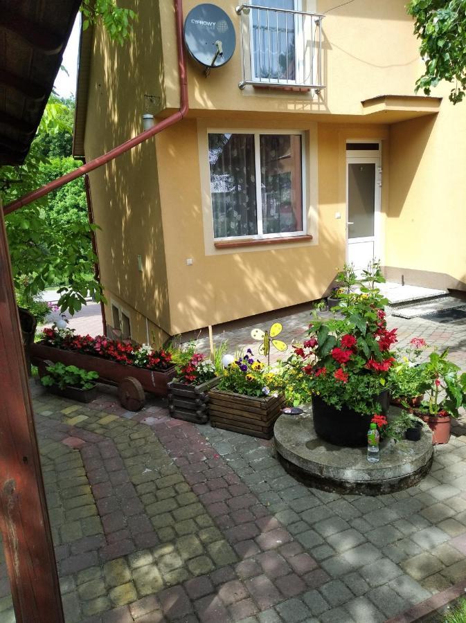 Apartament W Domu Na Wsi Tomaszów Lubelski Buitenkant foto