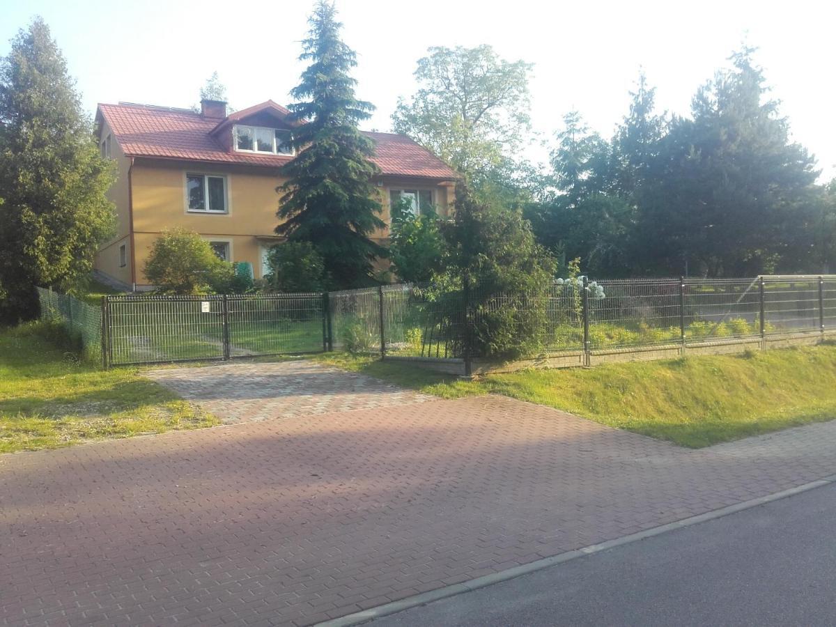 Apartament W Domu Na Wsi Tomaszów Lubelski Buitenkant foto
